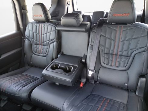 New 2026 Nissan Armada PRO-4X AWD/4WD image 12