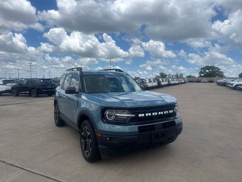 Used 2023 Ford Bronco Sport Outer Banks w/ Tech Package AWD/4WD image 1