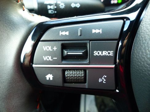 Used 2025 Honda HR-V Sport image 24