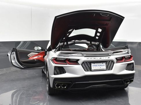 Used 2020 Chevrolet Corvette Stingray Preferred Cpe w/ 2LT Preferred Equipment Group RWD image 36