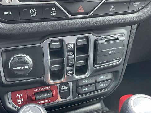 New 2025 Jeep Wrangler Unlimited Sport AWD/4WD image 37