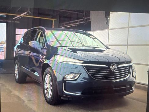 Used 2023 Buick Enclave Essence w/ LPO, Floor Liner Package FWD image 5