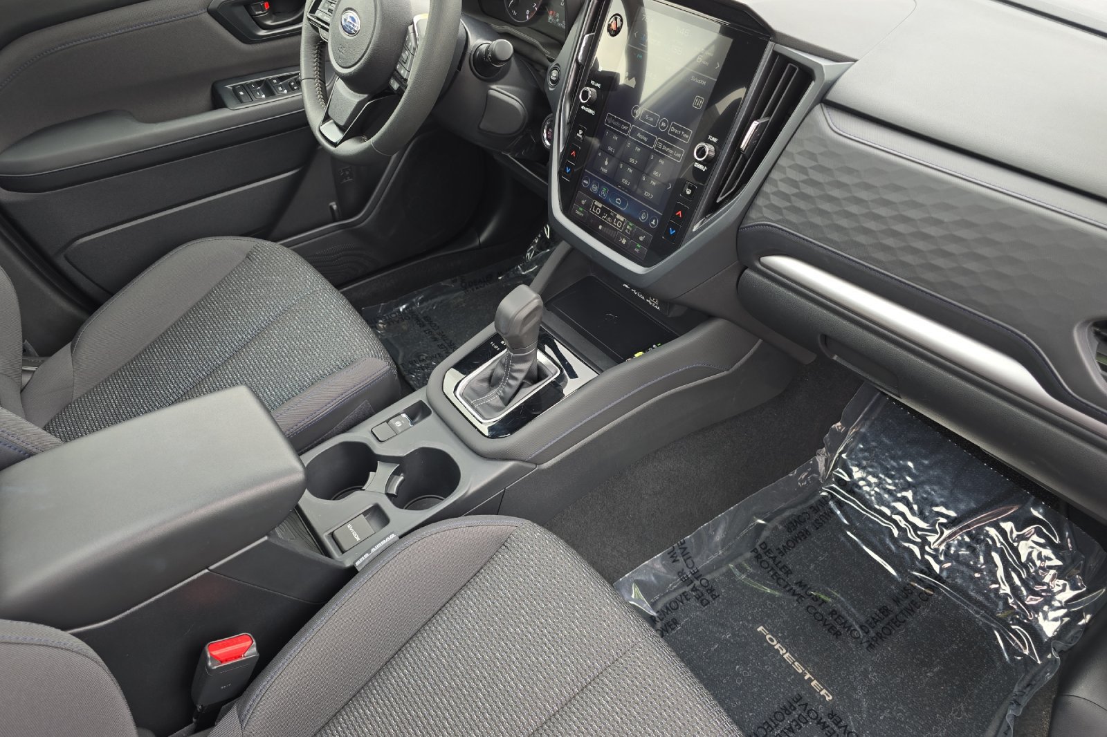 Used 2025 Subaru Forester Premium AWD/4WD image 16