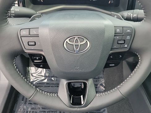 New 2026 Toyota Camry Hybrid AWD/4WD image 20