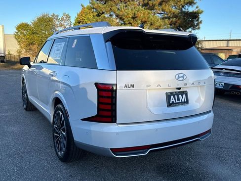 New 2026 Hyundai Palisade Calligraphy FWD image 4
