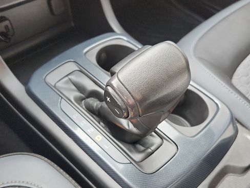 Used 2021 Chevrolet Colorado Z71 image 23