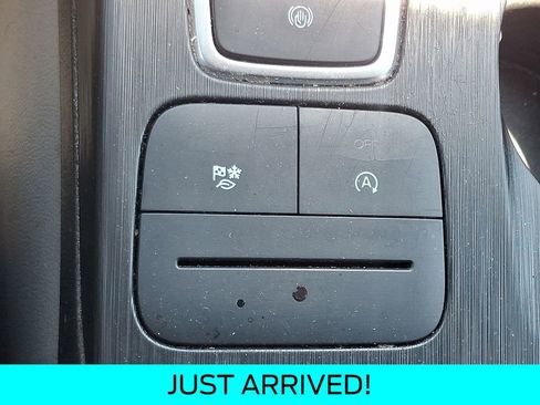 Used 2024 Ford Escape Active AWD/4WD image 25