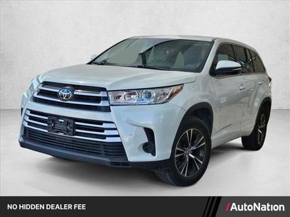 Used 2018 Toyota Highlander LE