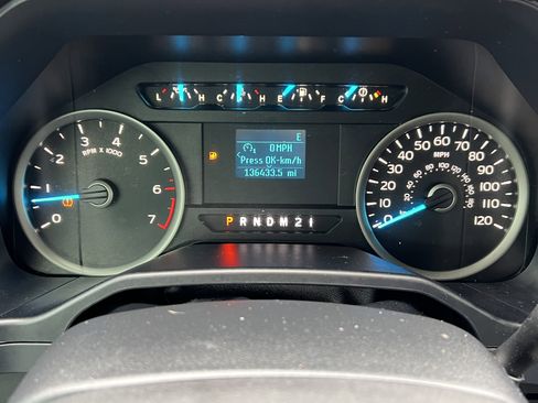 Used 2016 Ford F150 XLT AWD/4WD image 24