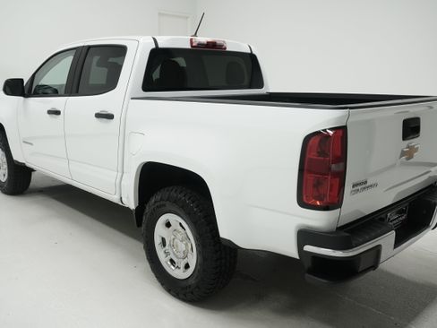 Used 2018 Chevrolet Colorado W/T w/ WT Convenience Package RWD image 5