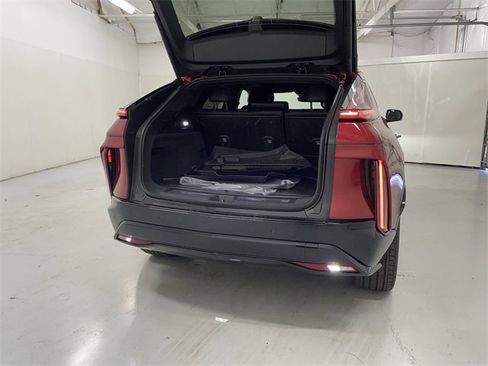 New 2026 Cadillac Lyriq Premium Sport image 27