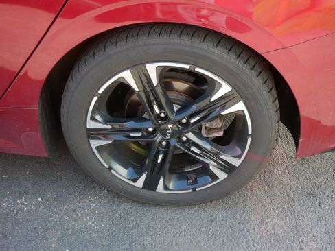 Used 2022 Kia K5 GT-Line w/ GT-Line Awd Premium Package image 6
