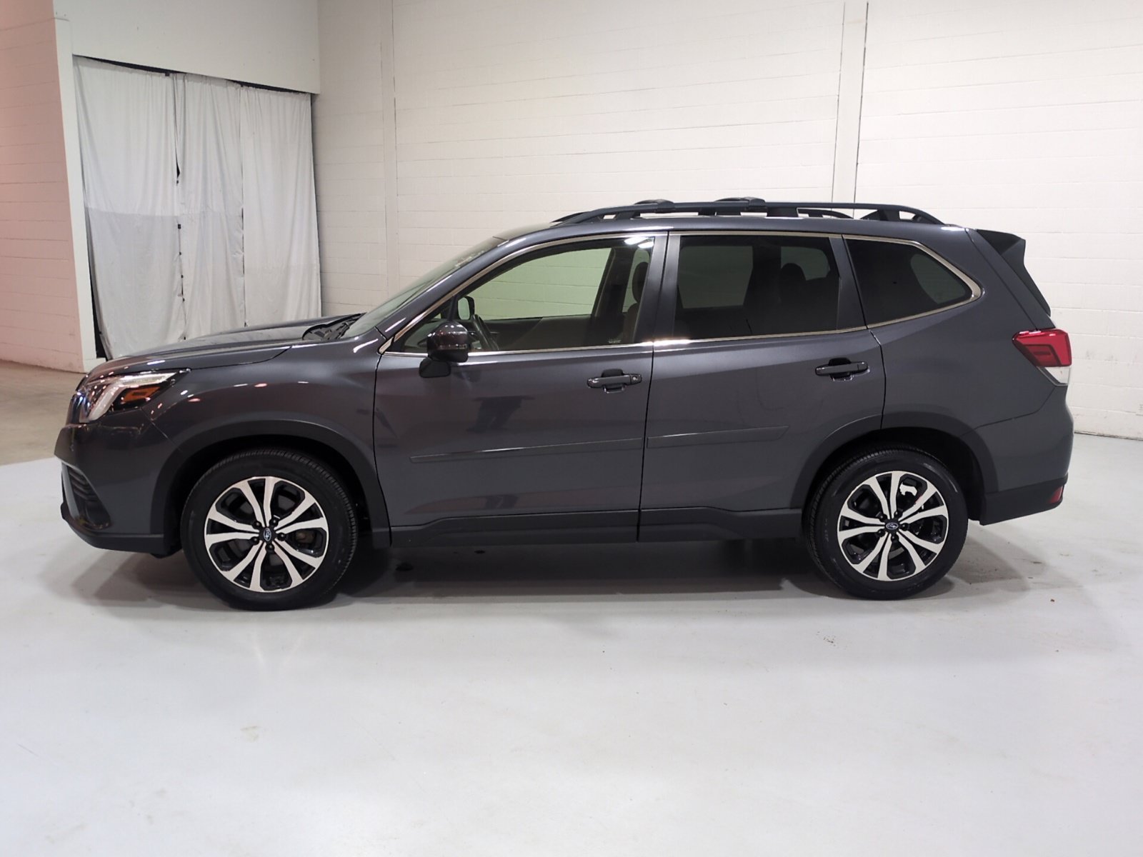 Certified 2024 Subaru Forester Limited w/ Pop Package 2 AWD/4WD image 6