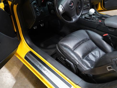 Used 2009 Chevrolet Corvette Coupe w/ Preferred Equipment Group image 43