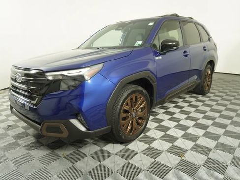 Certified 2025 Subaru Forester Sport AWD/4WD image 3