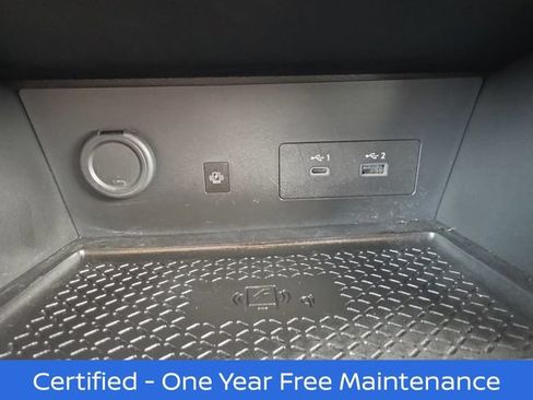 Certified 2025 Nissan Pathfinder SL FWD image 6
