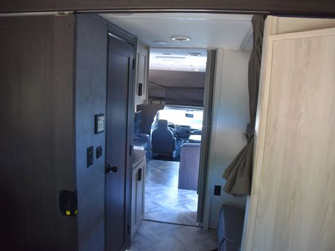 Used 2022 Ford E-450 and Econoline 450 Super Duty w/ Motorhome Prep Package RWD image 25