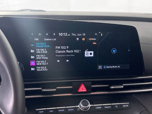 Used 2023 Hyundai Elantra SEL w/ Convenience Package FWD image 15