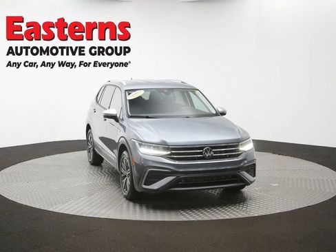 Used 2024 Volkswagen Tiguan Wolfsburg Edition FWD image 48