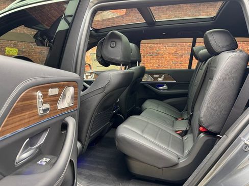 New 2025 Mercedes-Benz GLS 580 4MATIC image 24