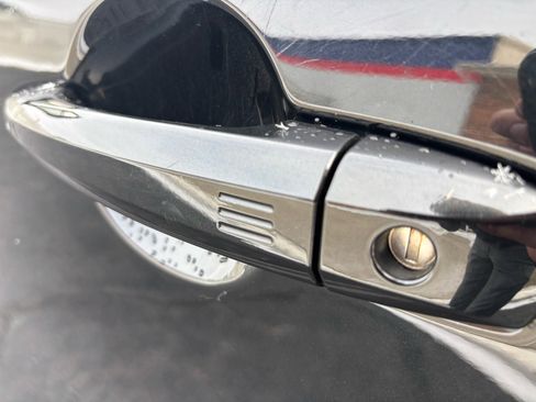 Used 2023 Nissan Ariya image 35