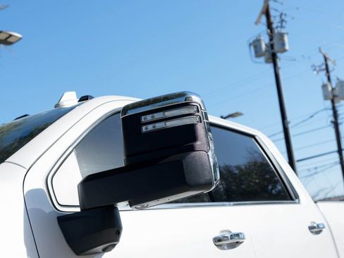 Used 2024 Chevrolet Silverado 3500 High Country w/ High Country Premium Package image 34