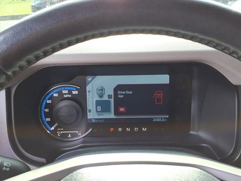 Used 2023 Ford Bronco Wildtrak image 15