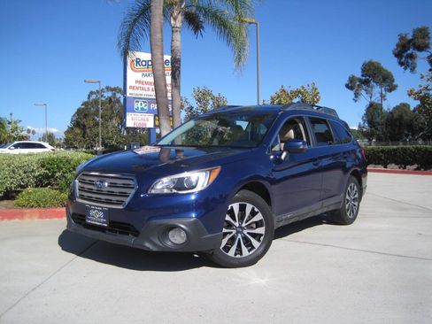 Used 2015 Subaru Outback 2.5i Limited AWD/4WD image 1
