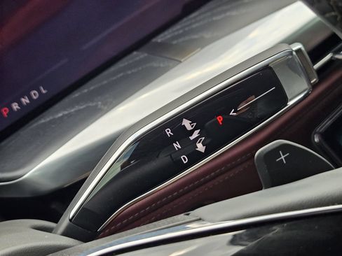Certified 2026 Cadillac Escalade Sport AWD/4WD image 28