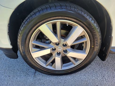 Used 2015 Nissan Pathfinder Platinum w/ Cargo Package AWD/4WD image 31