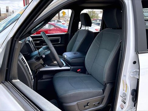 Used 2021 RAM 1500 Classic Warlock w/ Electronics Group image 8