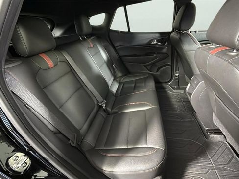 Used 2024 Chevrolet Trax RS w/ Driver Confidence Package image 29