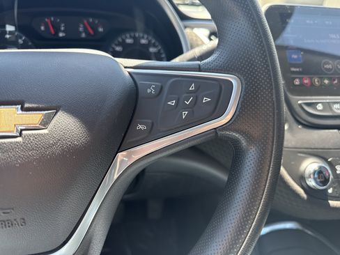 Used 2023 Chevrolet Malibu LT FWD image 25
