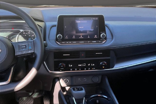 Used 2023 Nissan Rogue SV FWD image 6