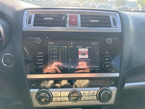 Used 2017 Subaru Outback 2.5i Limited AWD/4WD image 23
