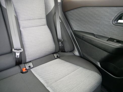 Certified 2023 Nissan Rogue SV image 14