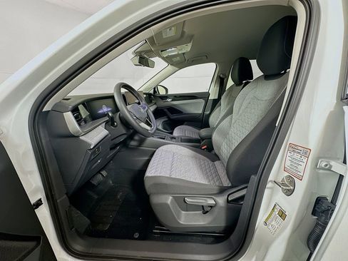 New 2026 Volkswagen Tiguan S image 10