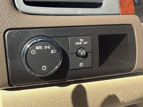 Used 2012 GMC Yukon XL SLT RWD image 14