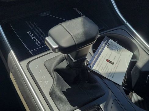 New 2026 Kia Carnival LX FWD image 24