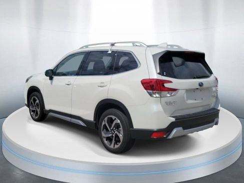 Used 2023 Subaru Forester Touring AWD/4WD image 3