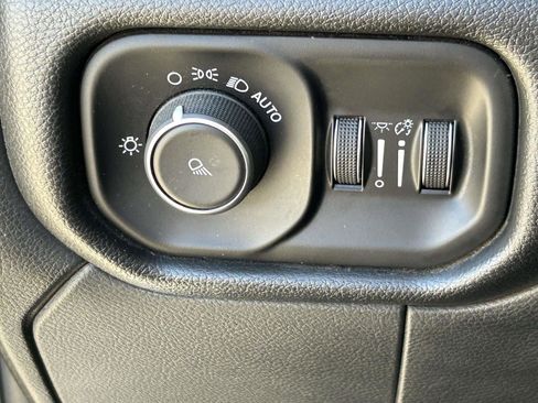 Used 2019 RAM 2500 Tradesman image 19