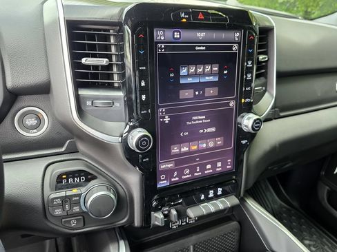 New 2026 RAM 1500 Big Horn AWD/4WD image 19
