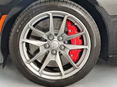 Used 2025 Dodge Charger Daytona Scat Pack w/ Track Pack AWD/4WD image 18