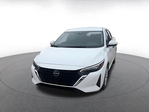 Used 2025 Nissan Sentra S image 7