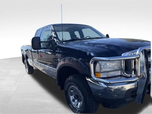 Used 2002 Ford F250 XLT AWD/4WD image 13