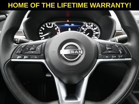 Used 2023 Nissan Altima 2.5 SV image 19