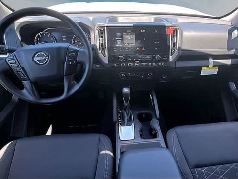 New 2026 Nissan Frontier SV w/ Tow Package RWD image 5