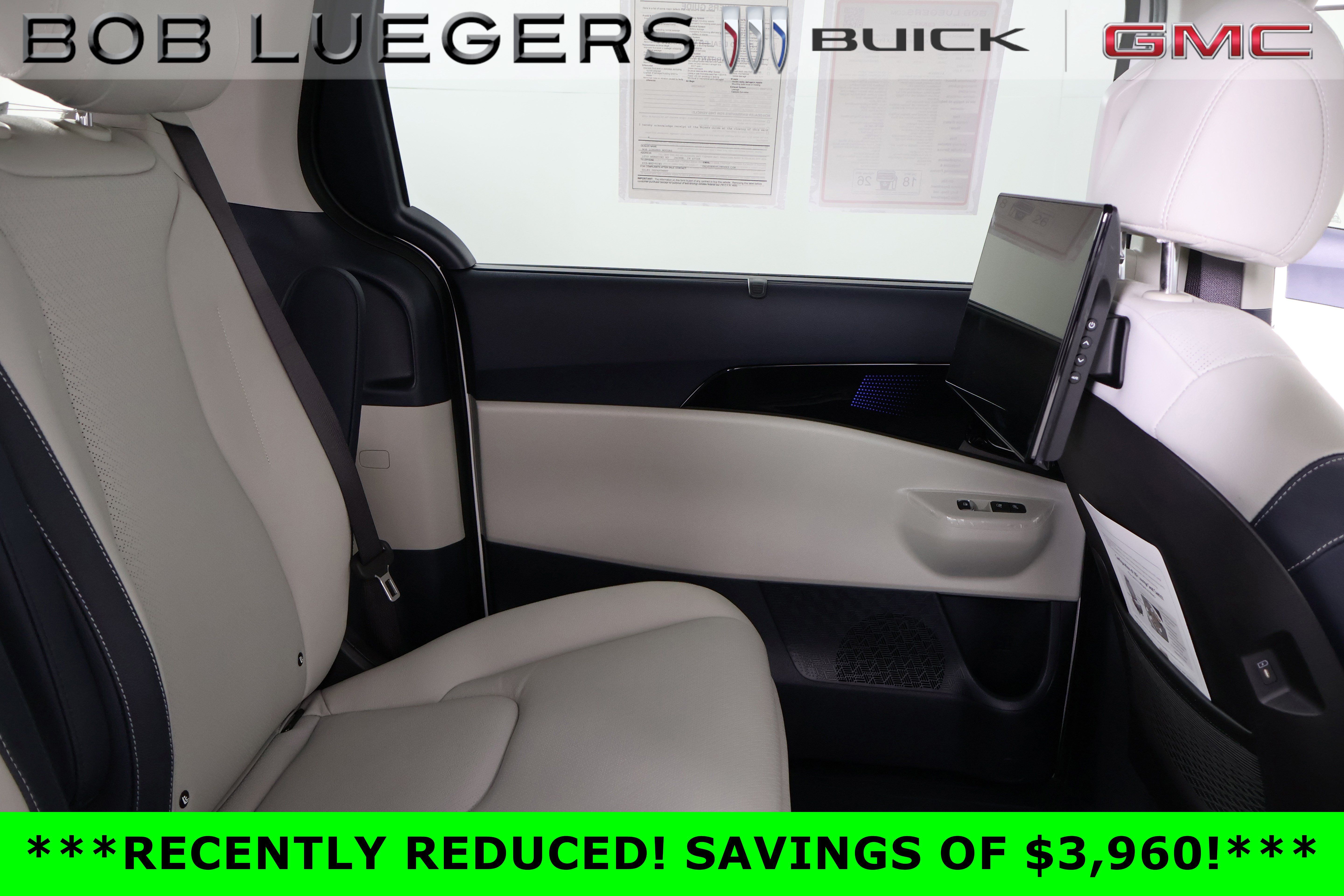 Used 2025 Kia Carnival SX Prestige FWD image 19