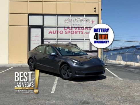 Used 2023 Tesla Model 3 Standard Range RWD image 1