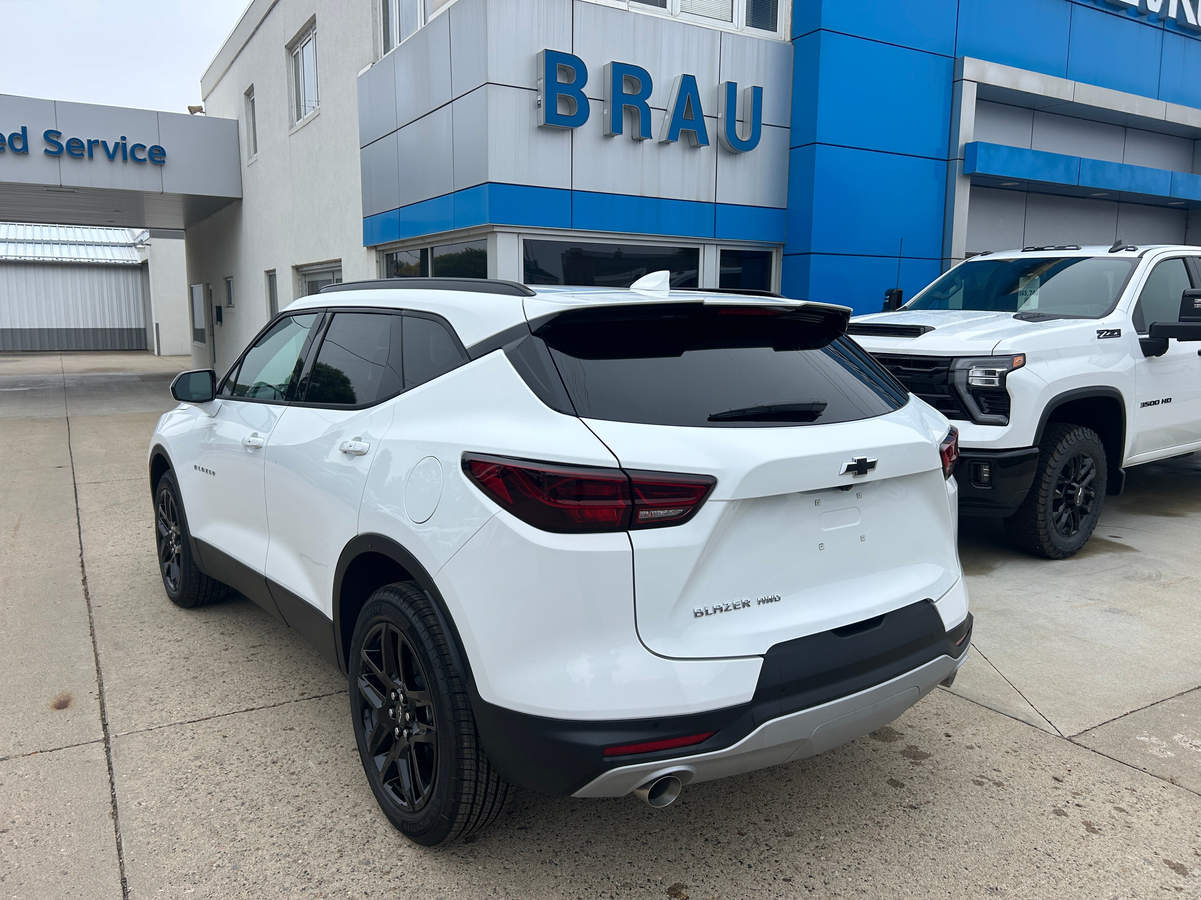 New 2026 Chevrolet Blazer LT w/ Convenience Package AWD/4WD image 8